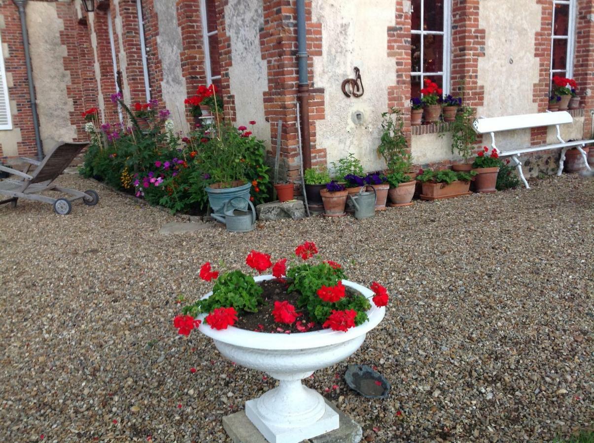 Rouge Maison Bois-Normand-pres-Lyre Exterior photo